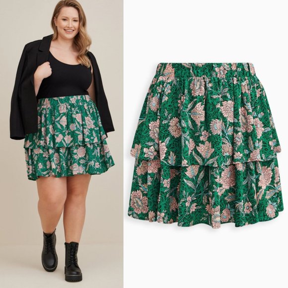 torrid Dresses & Skirts - NWT Torrid 2 Georgette Floral Green Mini Tiered Skater Skirt 2X 18 20